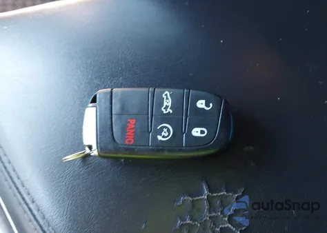 2016 Dodge Challenger R/T из США, поврежденный, VIN 2C3CDZBT1GH193637